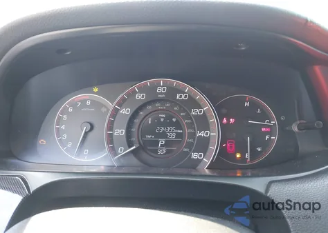 2015 Honda Accord Sport z USA, uszkodzony, nr VIN 1HGCR2F50FA211916